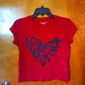 "Love Victoria" Crop-Top